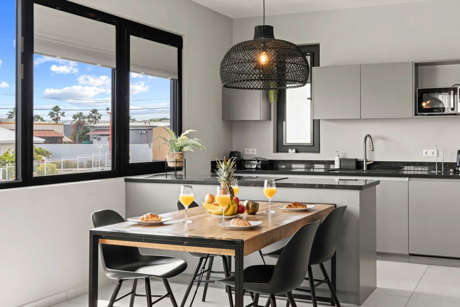 Stijlvol nieuwbouwappartement op toplocatie nabij Mambo Beach, Curaçao, foto 8