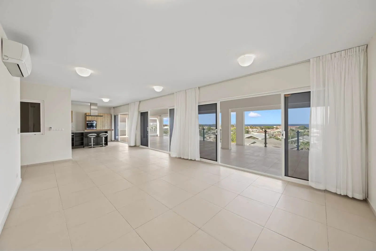 Nieuwbouwtoren met 2 appartementen te koop in La Privada Resort Curaçao | Zeezicht nabij Mambo Beach, foto 8