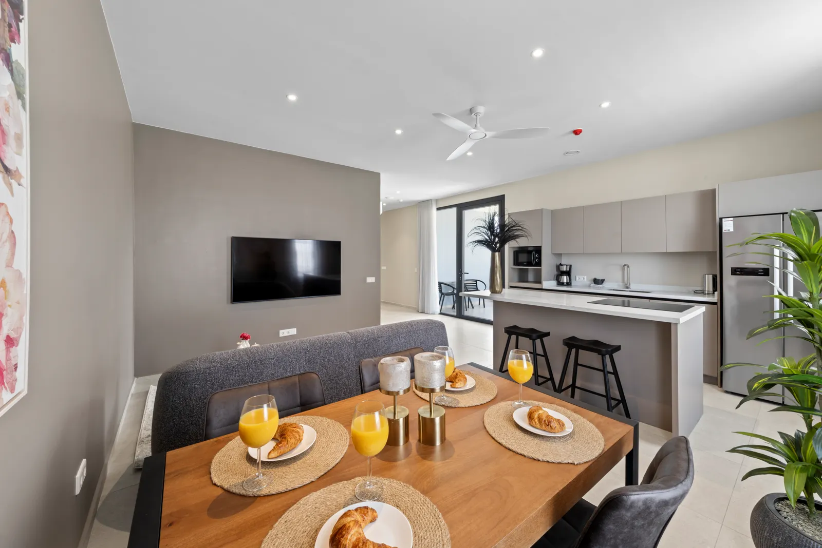 Luxe Nieuwbouw Appartement op Toplocatie nabij Mambo Beach, foto 8