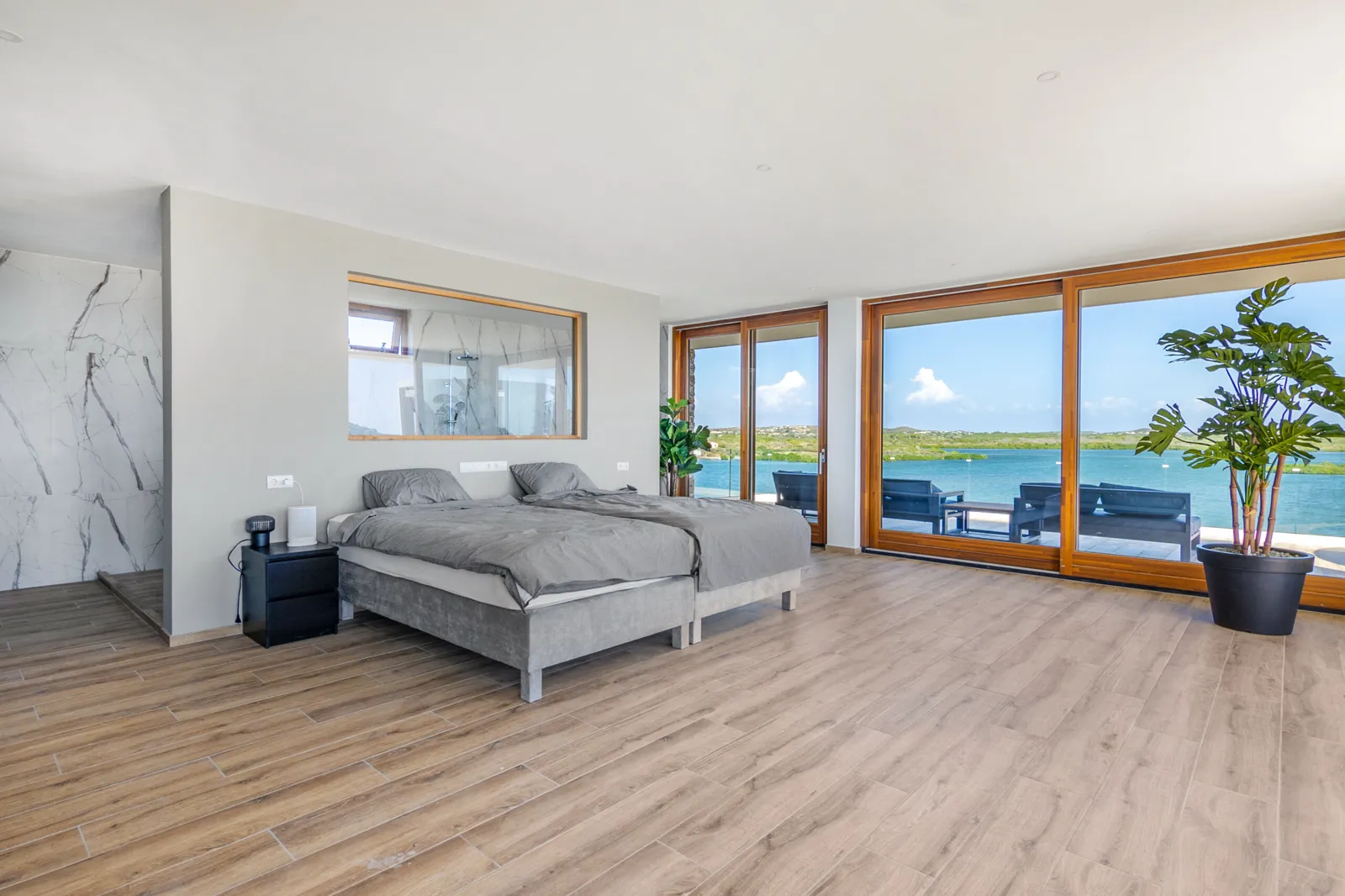 Exclusieve Villa met Zwembaden en 2 Appartementen te Koop in Jan Sofat Curaçao, foto 9
