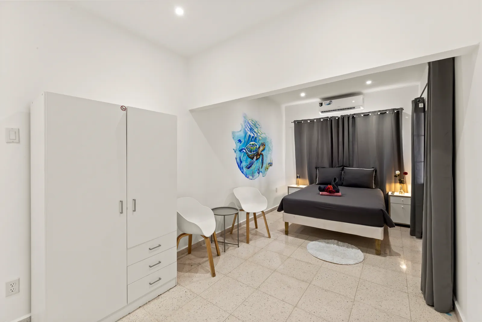 Kleurrijk Appartement nabij Marie Pampoen Beach, foto 2